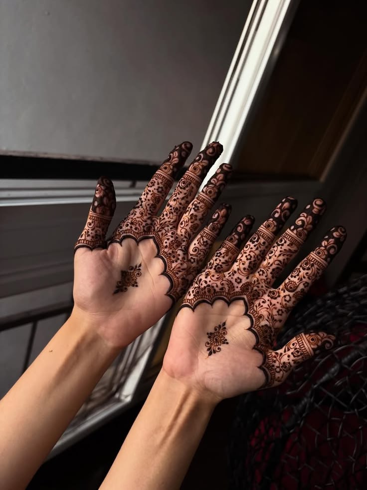 Arabic Style 2 mehndi design