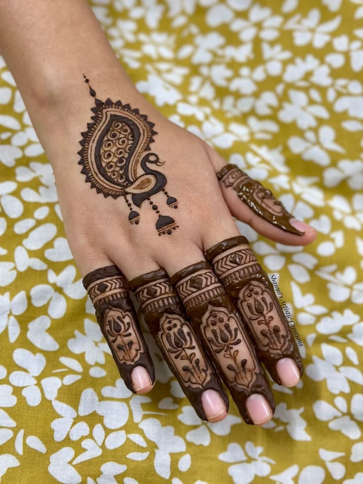 Bel Mehndi 2 mehndi design