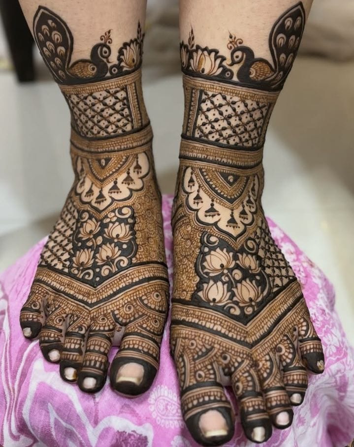 Bridal Feet 4 mehndi design