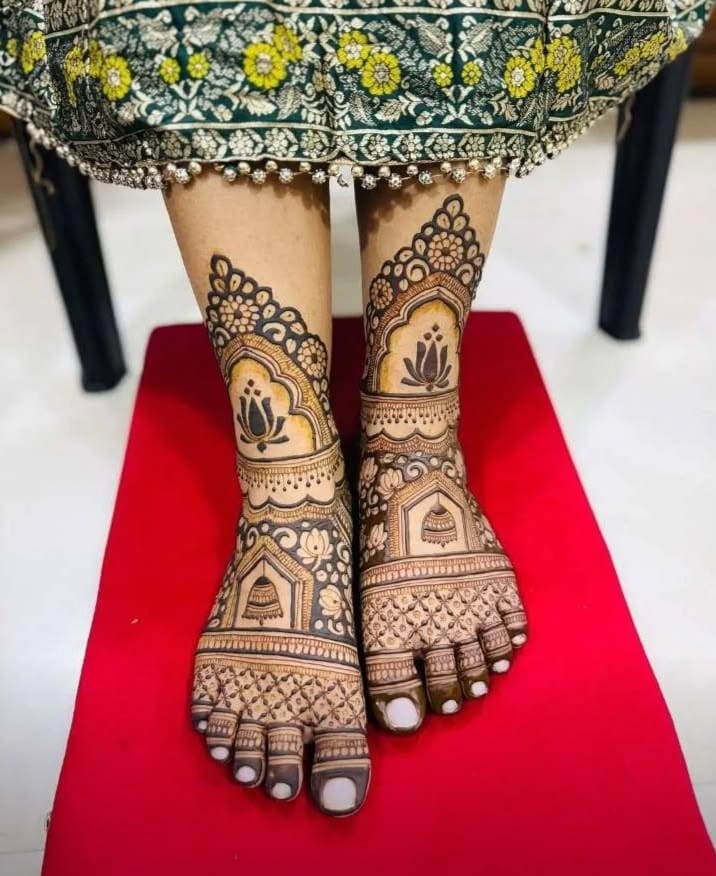 Bridal Feet 5 mehndi design